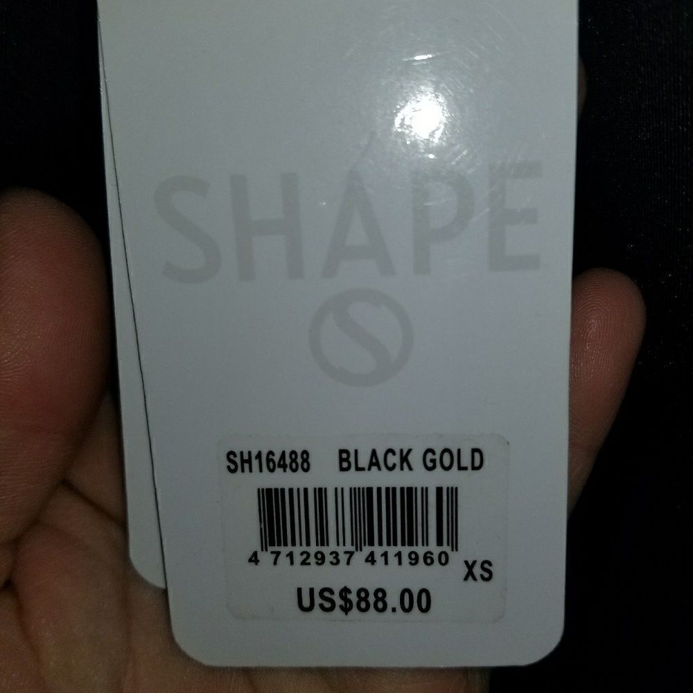 Shape | Performance Zip Neck top NWT - image 6